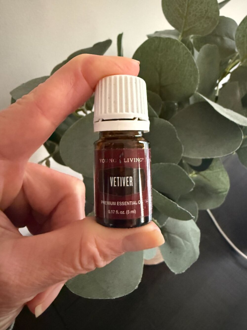 Young Living Vetiver essential oil pure unadulterated 5 ml bottle
